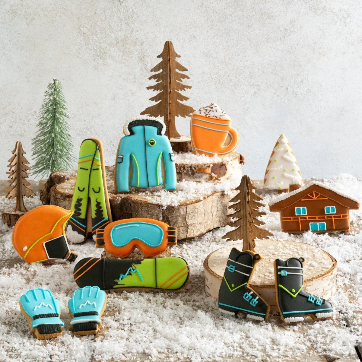 Apres Ski Luxe Biscuit Tin - Image 2