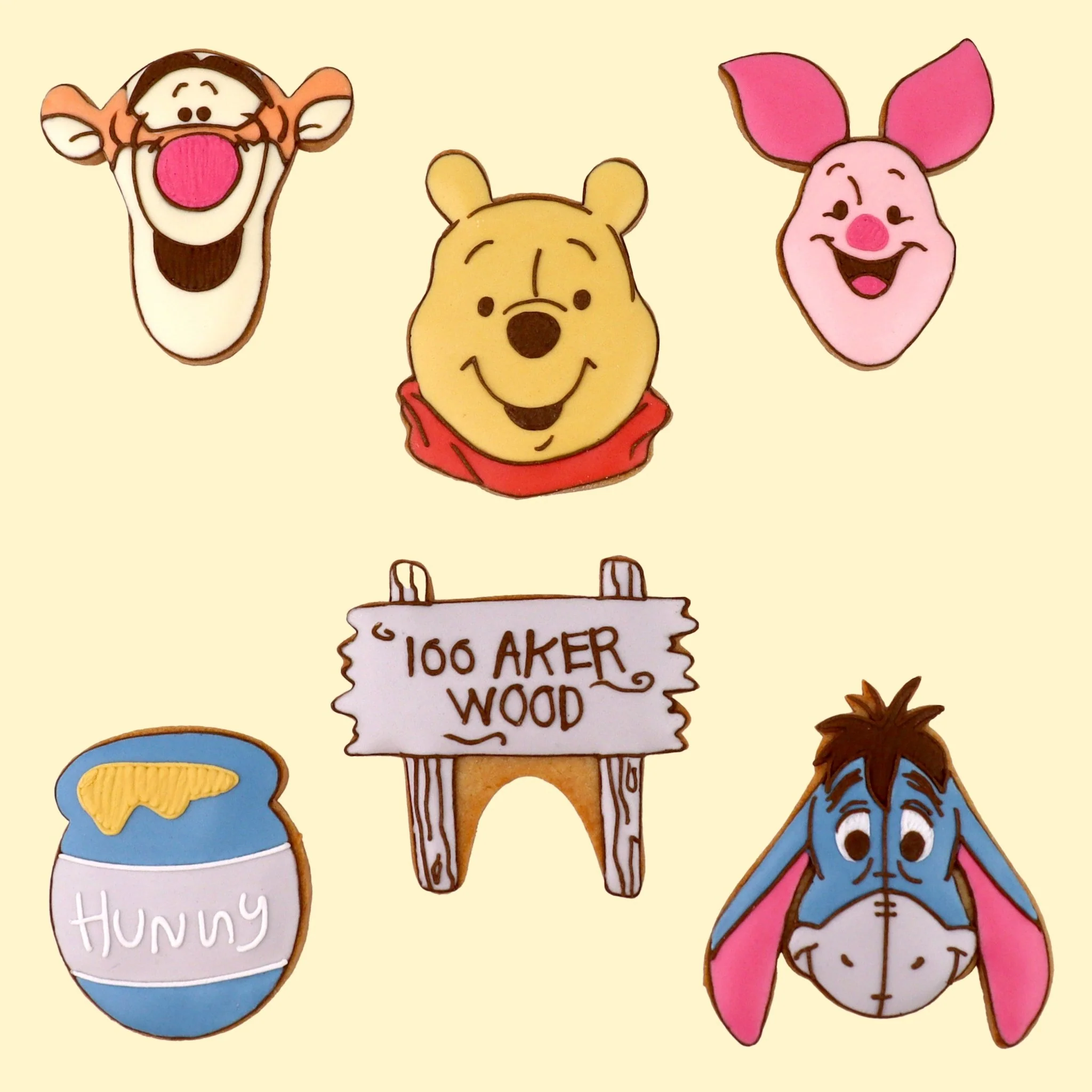 Disney Winnie the Pooh Biscuit Tin - Image 3