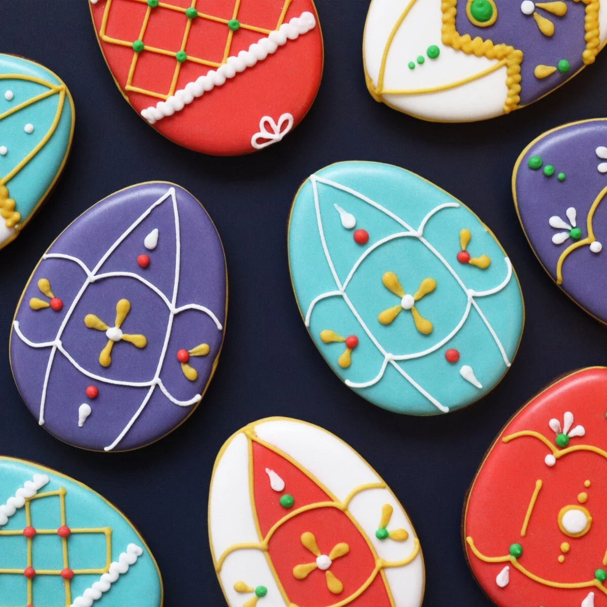 Fabergé Eggs Biscuit Tin - Image 4