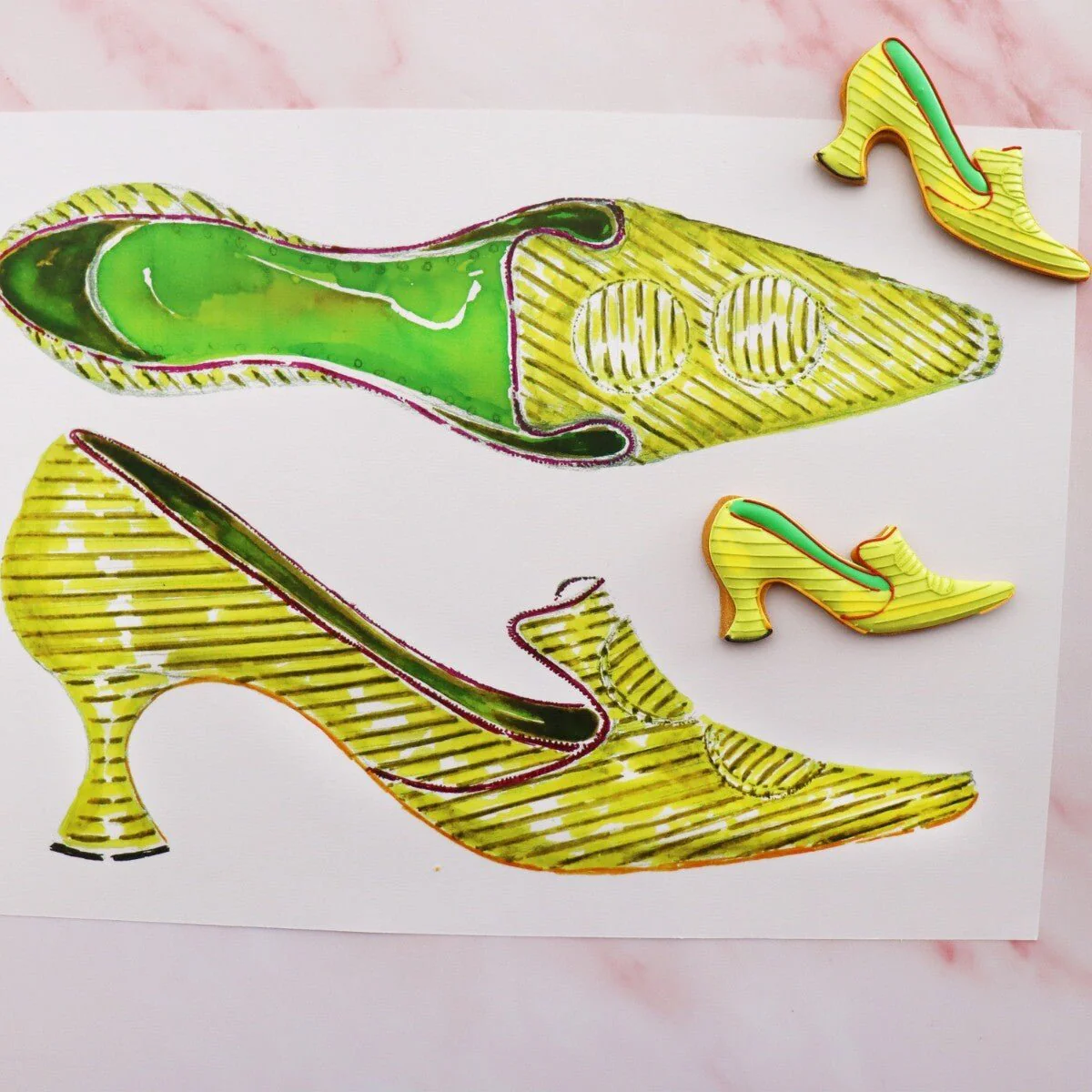 Manolo Blahnik X Biscuiteers Biscuit Tin - Image 5