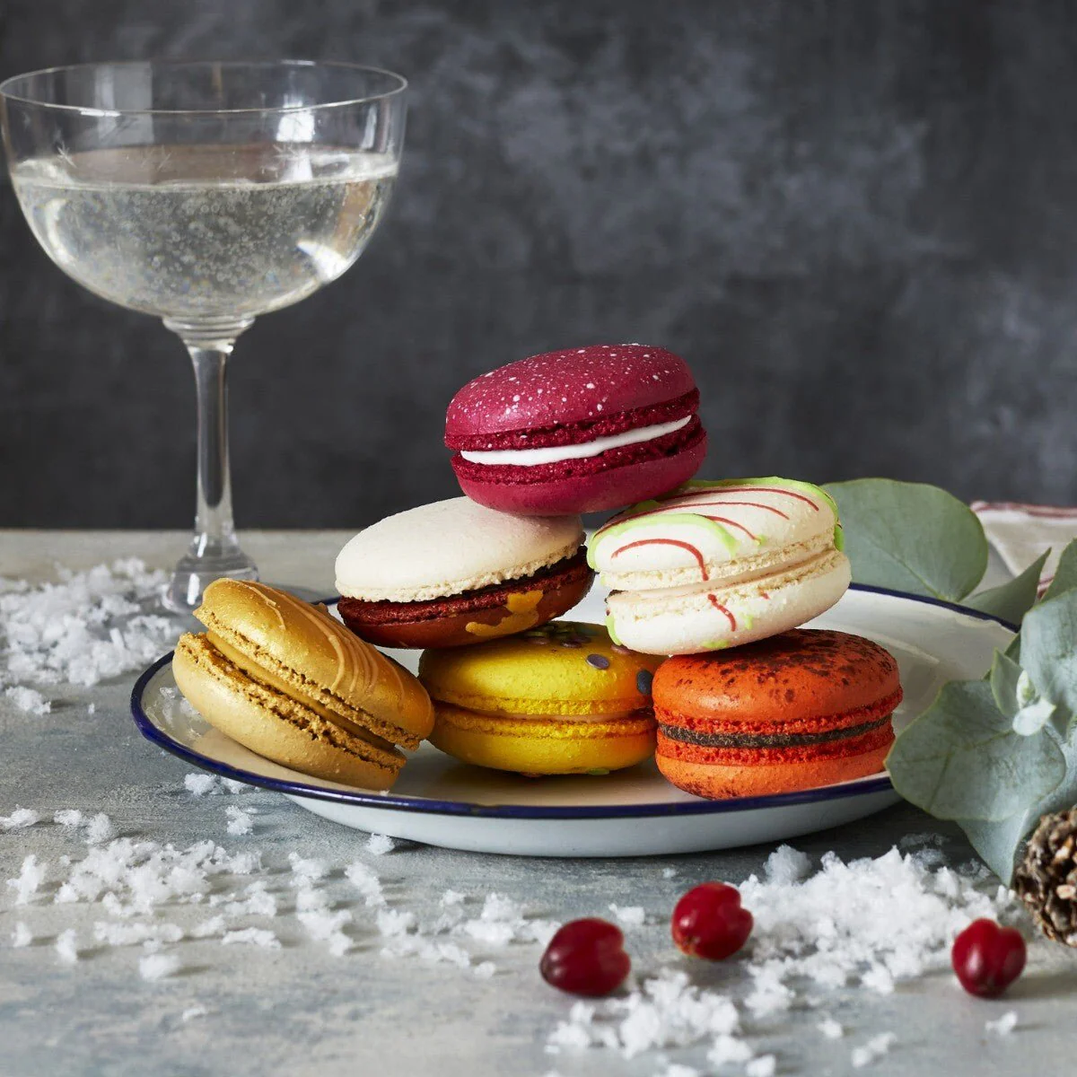 Merry Macarons Gift Box - Image 3