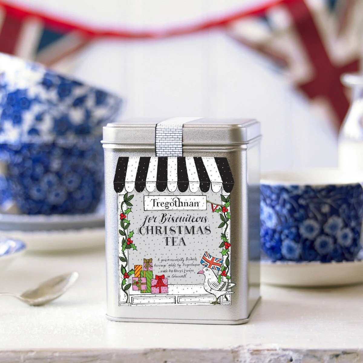 Mince Pies & Tea Gift Box - Image 9