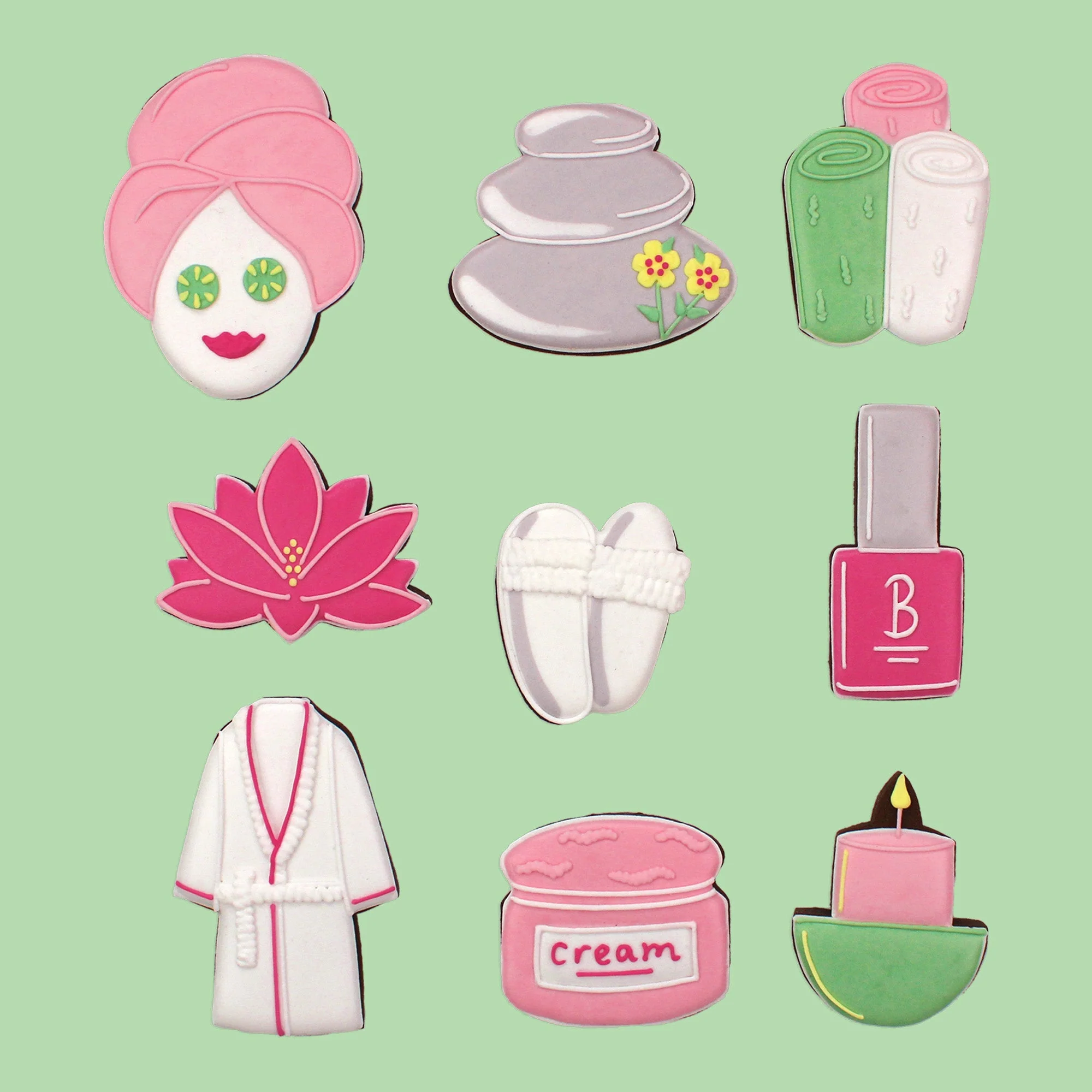 Pamper Hamper Biscuit Tin - Image 3