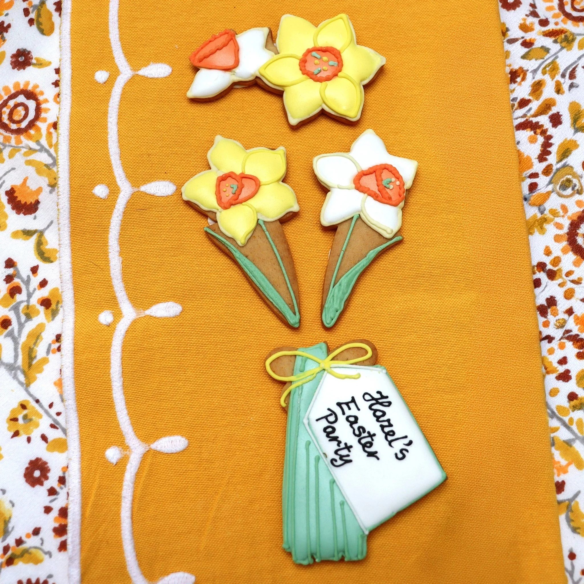 Personalised Bunch of Daffodils Letterbox Biscuits - Image 2