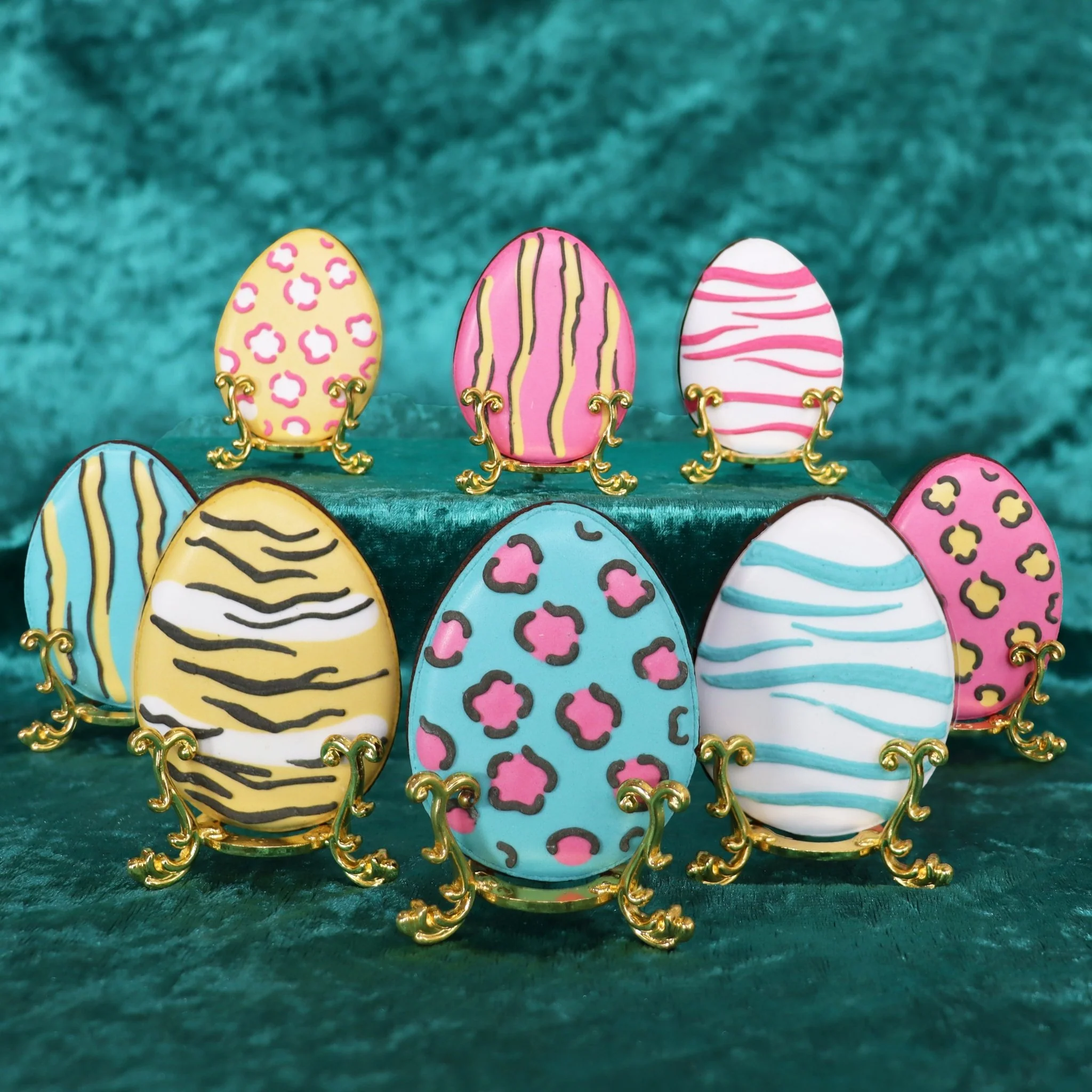 Wild Eggs Biscuit Tin - Image 2